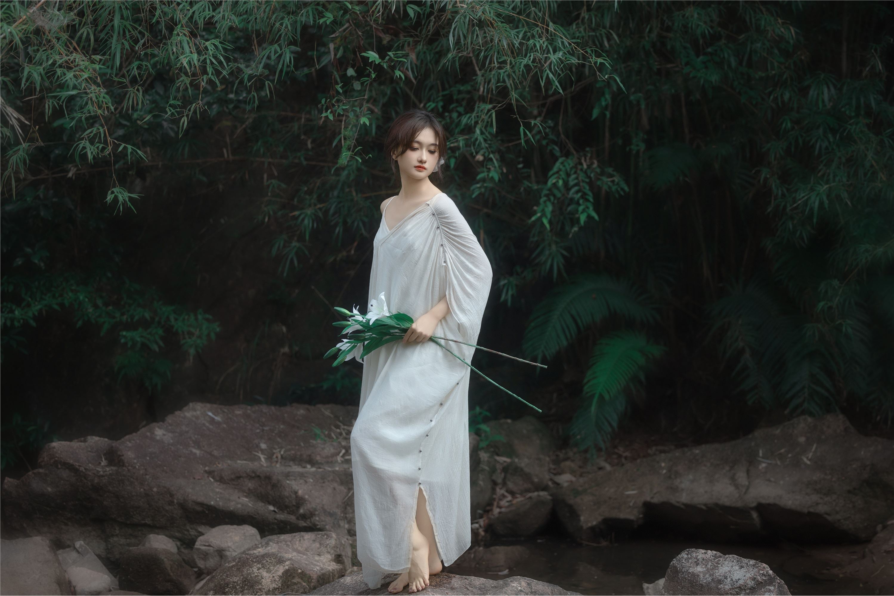 YITUYU艺图语 2025.01.02 溪边情思 大歪歪哥